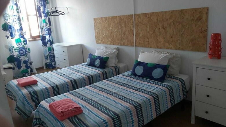 Porto Downtown Hostel
