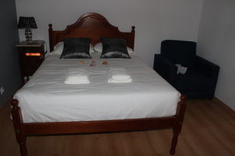 Ericeira Chill Hill Hostel & Private Rooms