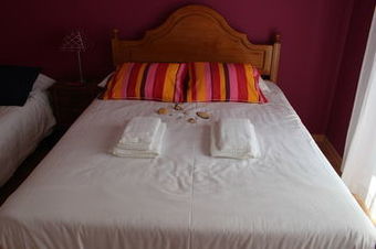 Ericeira Chill Hill Hostel & Private Rooms