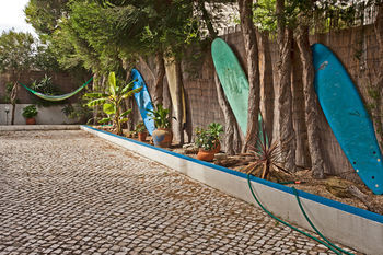 Ericeira Chill Hill Hostel & Private Rooms