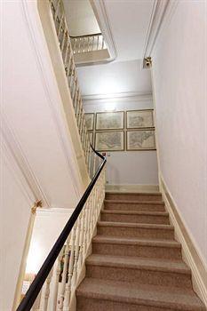 Hostal Guest House Alvares Cabral