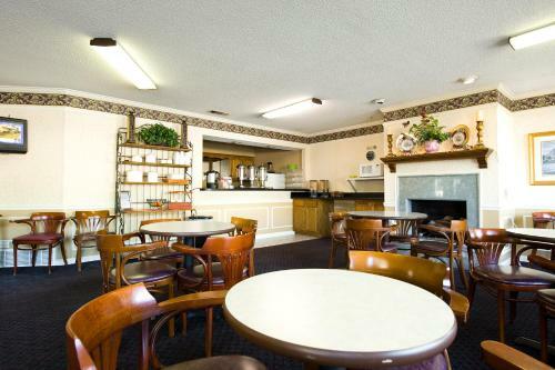 Posada Admiralty Inn & Suites - Millington