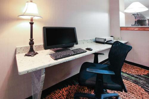 Posada La Quinta Inn & Conference Center Auburn