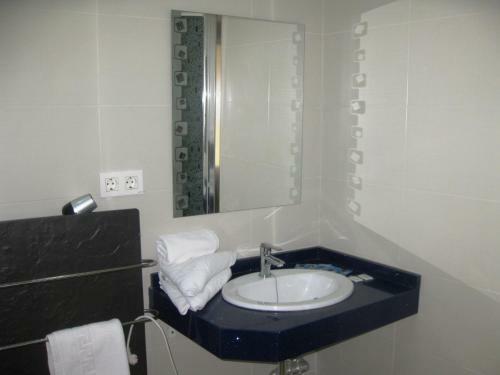Apartamentos Medina Reyes Cat�licos