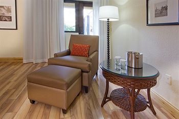 Shula's Hotel & Golf Club