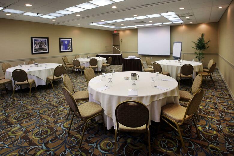 Radisson Hotel Philadelphia Northeast