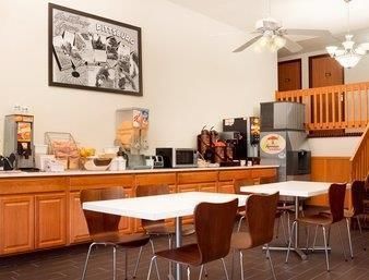 Hotel Super 8 Pittsburg Ks
