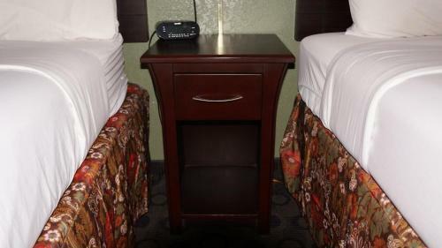 Motel Regency Inn & Suites Pittsburg