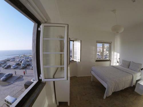 Albergue Lone Surfer Ericeira