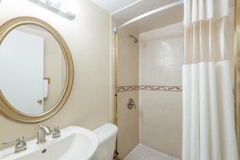 Hotel Howard Johnson Express Inn - Rocky Hill