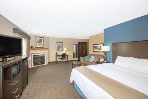 Hotel Americinn By Wyndham Clear Lake
