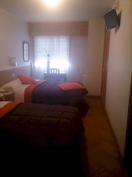 Hostal Pensi�n Santa Clara
