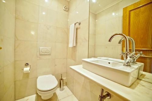 Chiado Apartments