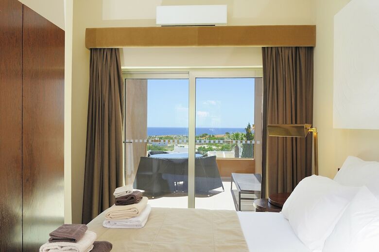 S�o Rafael Villas, Apartments & Guesthouse