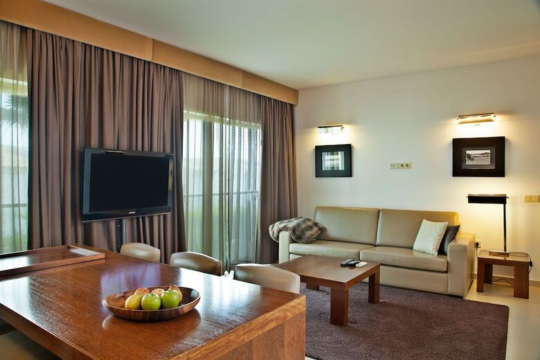 S�o Rafael Villas, Apartments & Guesthouse