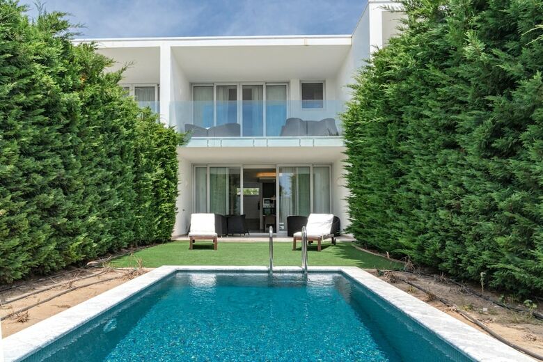 S�o Rafael Villas, Apartments & Guesthouse