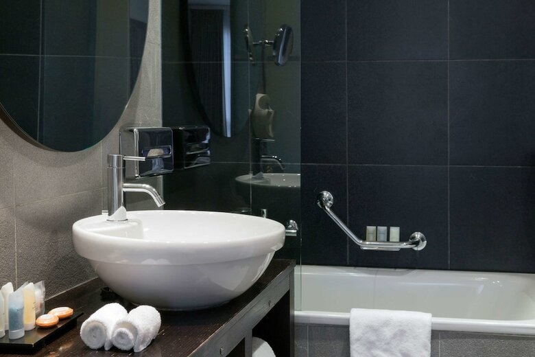 Hotel Jade Manotel