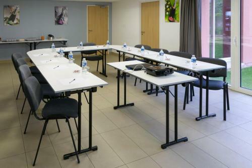 Best Hotel Reims Croix Blandin