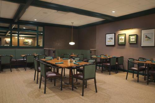 Country Springs Hotel - Pewaukee