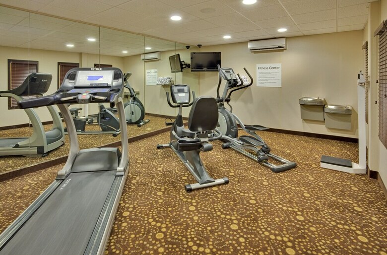 Holiday Inn Express Hotel & Suites Lebanon