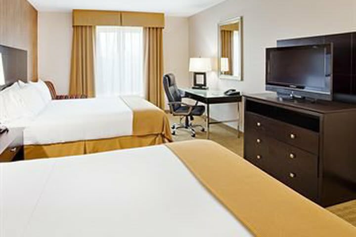 Holiday Inn Express Hotel & Suites Lebanon