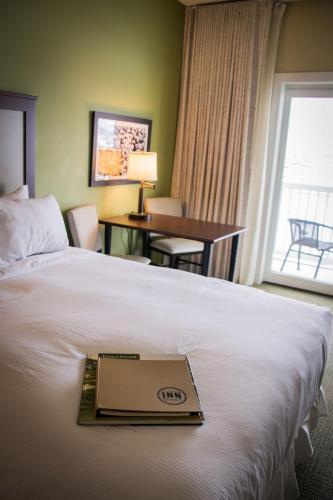 Hotel Inn At Harbor Shores