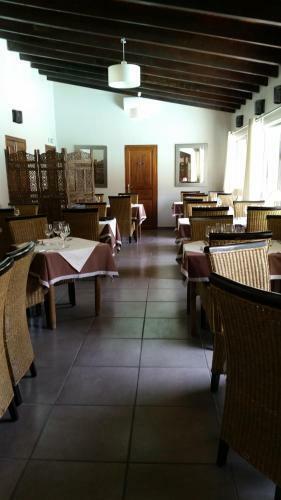 Hotel Logis H�tel R�sidence Les C�dres