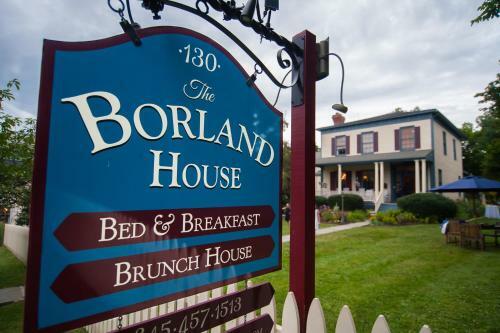 Bed & Breakfast The Borland House Inn