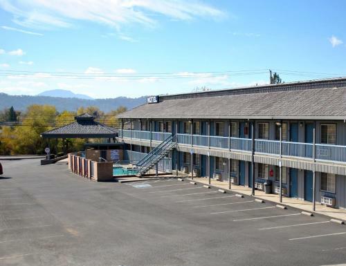 Motel Lake Point Lodge