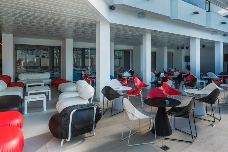 Hotel Caser�o