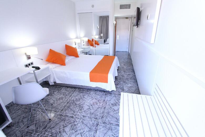 Hotel Caser�o