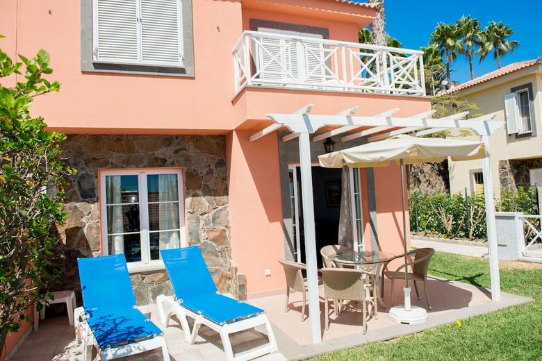 Apartamentos Villas Santa Ana
