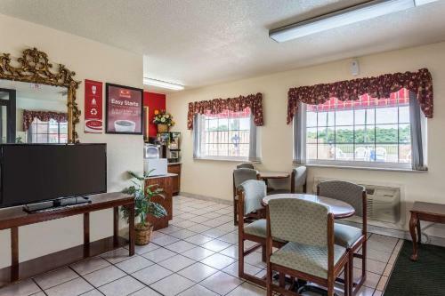 Hotel Econo Lodge & Suites Brinkley