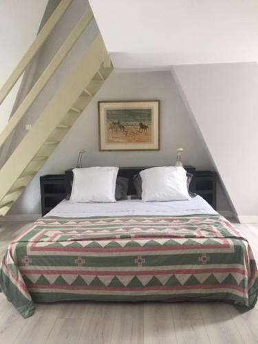 Bed & Breakfast Une Chambre En Ville