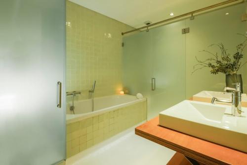 Lisbon Inside Connect - Bairro Alto Apartments