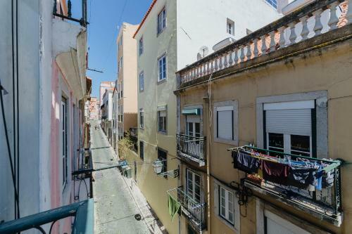 Rent4rest Bairro Alto Charming 1bd Apartment