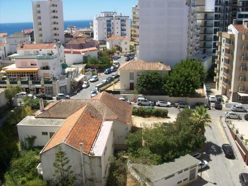 Apartamentos Tur�sticos Coral Da Rocha 3