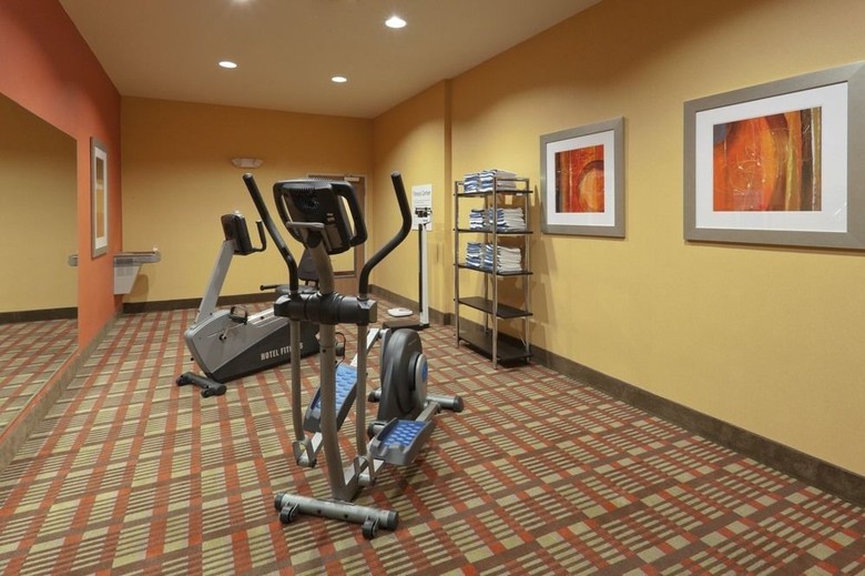 Holiday Inn Express Hotel Winona North