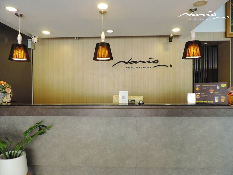 Naris Art Hotel