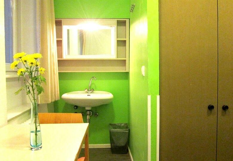 Apartamentos Amstel House Hostel