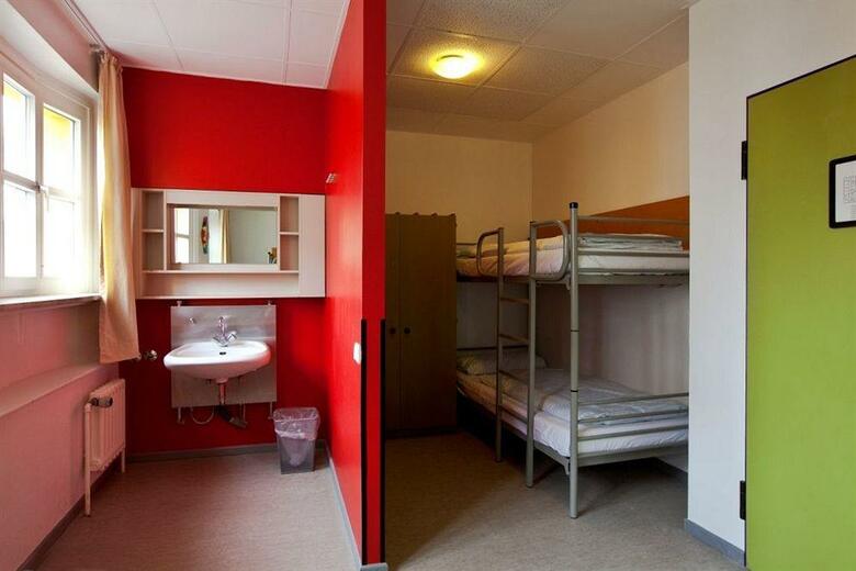 Apartamentos Amstel House Hostel