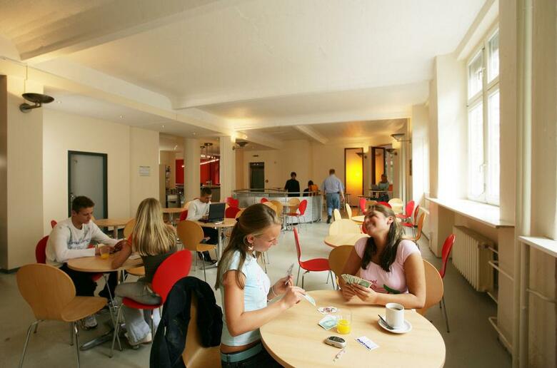 All In Hostel Hotel