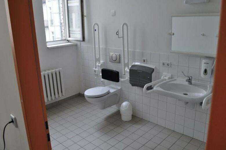 All In Hostel Hotel