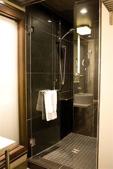 Hotel Louvre Sainte Anne