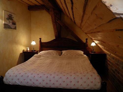 Dv?r Ol?iny -hotel And Horse-riding