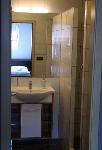 Hostal Penzion A Polocafe U Lavky