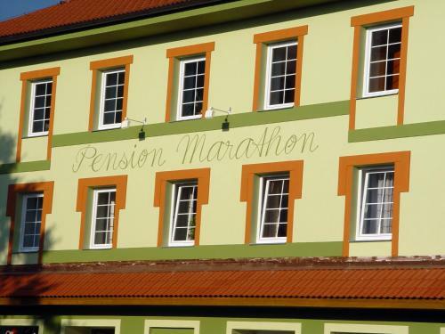 Hostal Pension Marathon