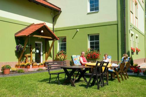Hostal Pension Marathon