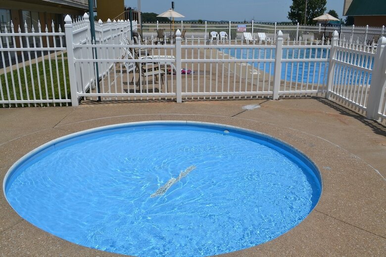 Hotel Quality Inn Huntingburg