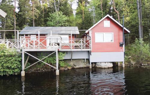 Holiday Home Laxforsen �lvs�kersv. Kungsbacka